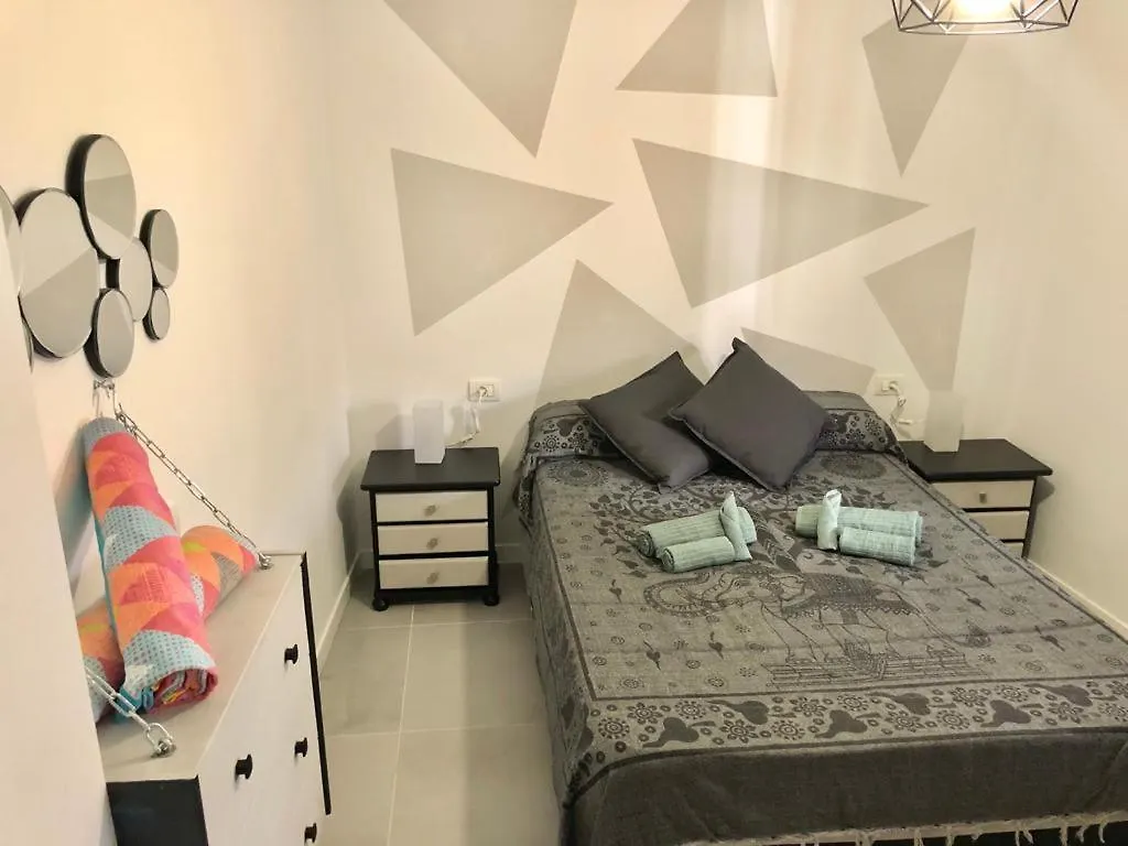 Los Cristianos Center Modern Apartament 0*, Los Cristianos (Tenerife)